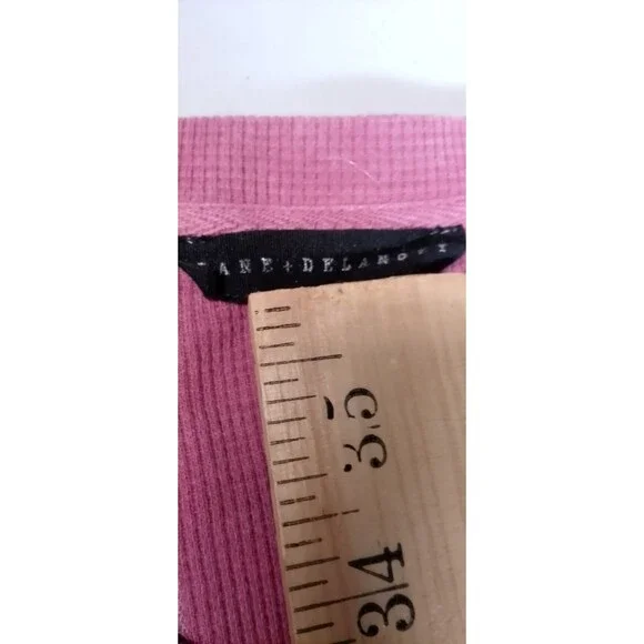 Jane + Delancey Pink Waffle Knit Top Button Cuff V-Neck Pullover Thermal L - Picture 2 of 12